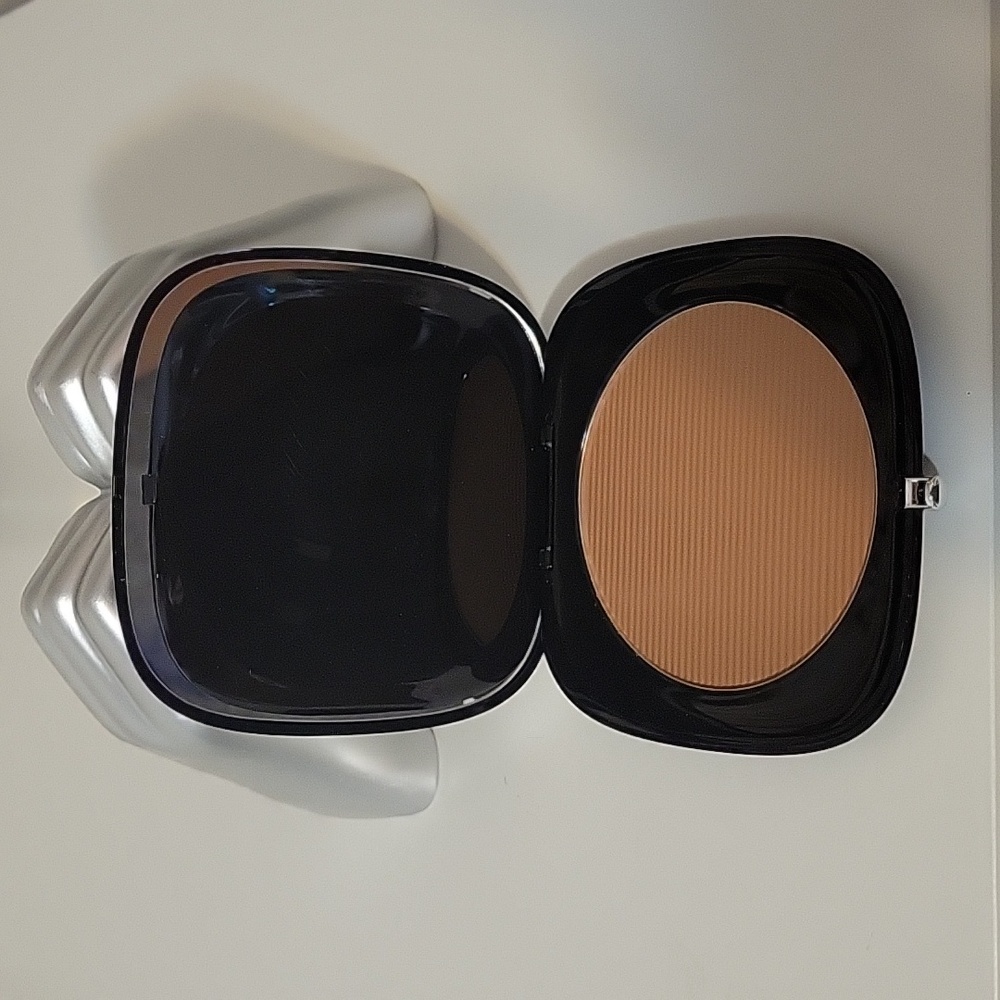 Marc Jacobs O!mega Bronze